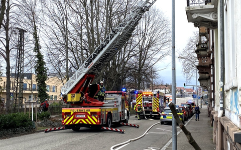 FW-OG: Gefährlicher Brand im Treppenhaus in der Offenburger Oststadt - Foto: presseportal.de