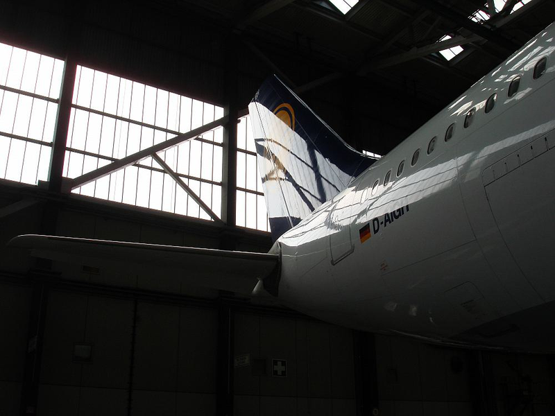 Lufthansa-Maschine in einer Wartungshalle (Archiv) - Foto: über dts Nachrichtenagentur