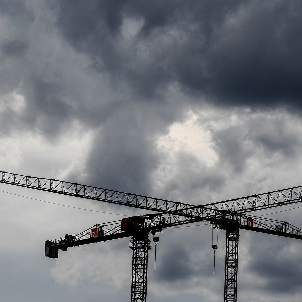 Nicht nur in der Bauindustrie klagt eine wachsende Zahl von Unternehmen über fehlende Aufträge. - Foto: Britta Pedersen/dpa-Zentralbild/dpa