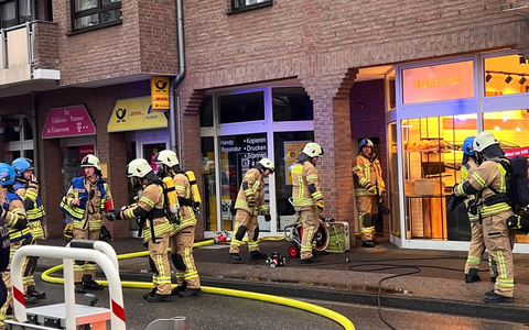 FW Tönisvorst: Einsatzreiches Wochenende für die Tönisvorster Einsatzkräfte - Foto: presseportal.de