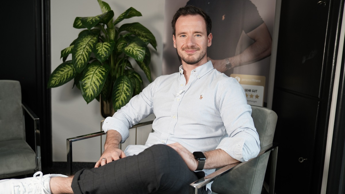 Daniel van den Boom von VAN DEN BOOM Coaching: Die fünf fatalsten Diätfehler beim Fettabbau - Foto: presseportal.de