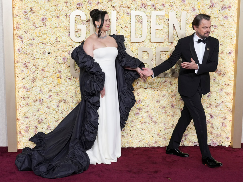 Lily Gladstone und Leonardo DiCaprio hier bei der Golden Globe-Verleihung im Januar. - Foto: Jordan Strauss/Invision/AP/dpa