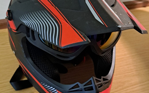 POL-CE: Motorradhelm gefunden - Eigentümer gesucht - Foto: presseportal.de