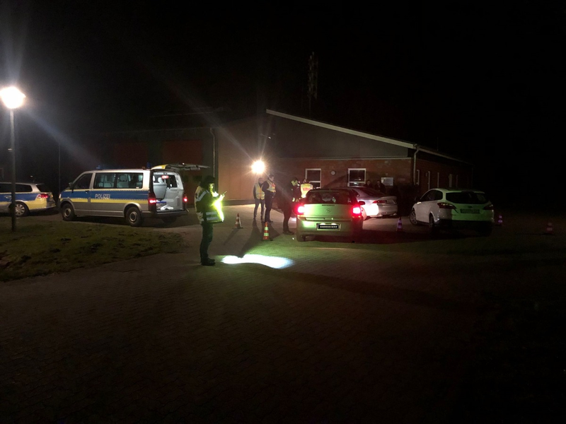 POL-CUX: Fahrtüchtigkeit im Straßenverkehr - Schwerpunktkontrollen in Cuxhaven-Lüdingworth (Lichtbild in der Anlage) - Foto: presseportal.de