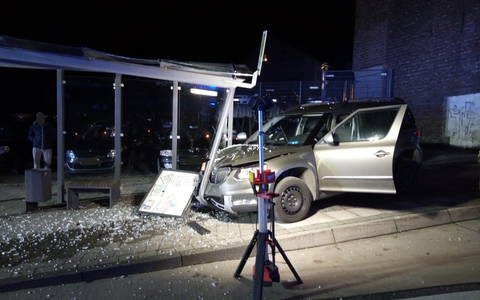 FW-EN: Verkehrsunfall auf der Mittelstraße - Foto: presseportal.de