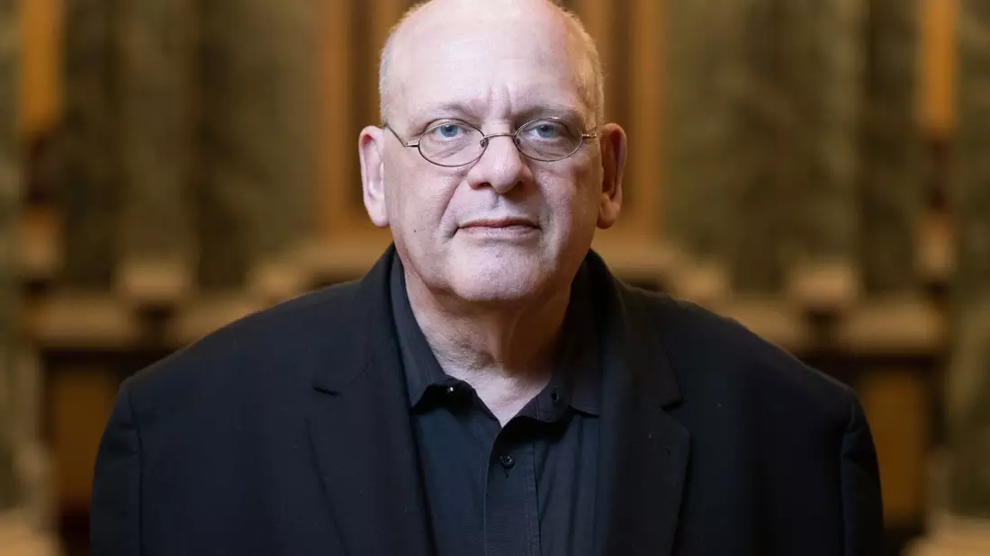 Der deutsche Komponist Detlev Glanert bringt in wenigen Tagen an der Semperoper in Dresden mit «Die Jüdin von Toledo» seine zwölfte Oper heraus. - Bild: Sebastian Kahnert/dpa