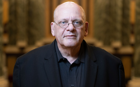 Der deutsche Komponist Detlev Glanert bringt in wenigen Tagen an der Semperoper in Dresden mit «Die Jüdin von Toledo» seine zwölfte Oper heraus. - Foto: Sebastian Kahnert/dpa