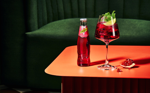 Schweppes Pomegranate: Für innovative Drinks mit Granatapfelgeschmack - Foto: presseportal.de