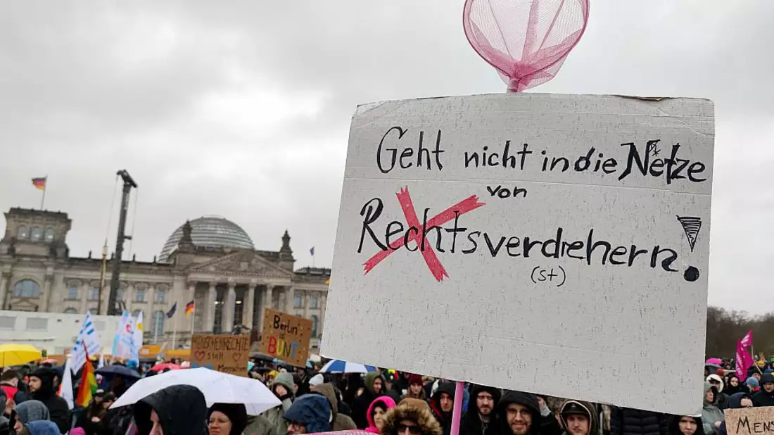Demo gegen Rechtsextremismus am 03.02.2024 - Bild: über dts Nachrichtenagentur