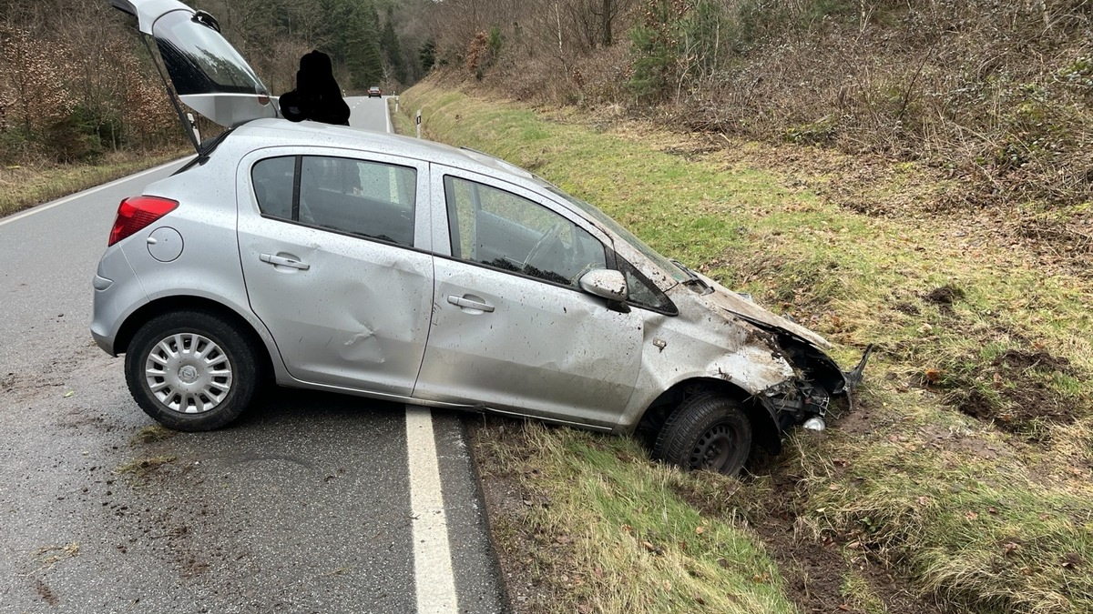 POL-PDLD: Kontrolle über Pkw verloren - Foto: presseportal.de