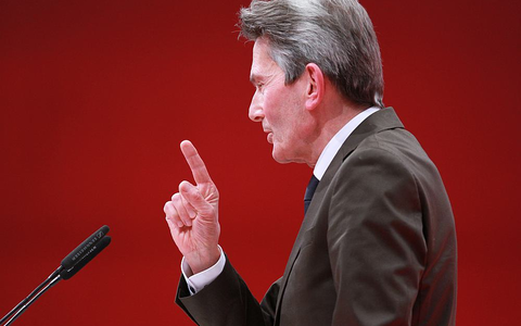 Rolf Mützenich (Archiv) - Foto: über dts Nachrichtenagentur