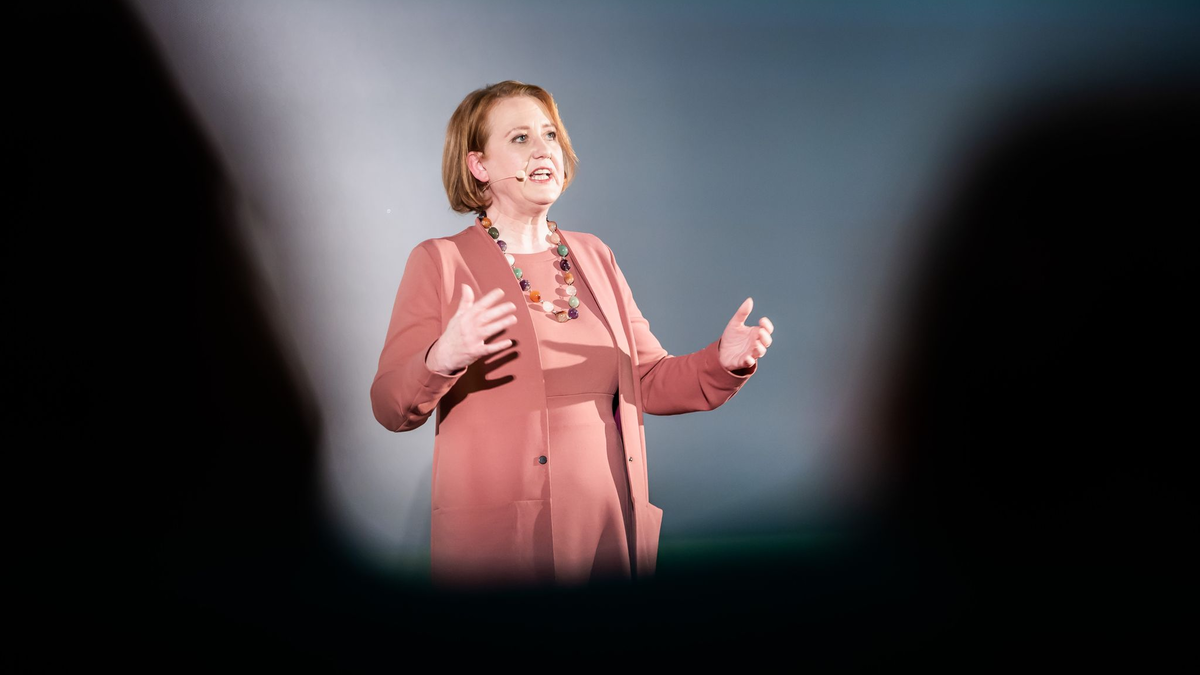 Die europaweiten Verbesserungen schützten Frauen konkret und wirksam, so Bundesfamilienministerin Lisa Paus (Grüne). - Foto: Christoph Soeder/dpa
