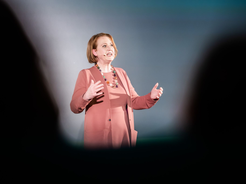 Die europaweiten Verbesserungen schützten Frauen konkret und wirksam, so Bundesfamilienministerin Lisa Paus (Grüne). - Foto: Christoph Soeder/dpa