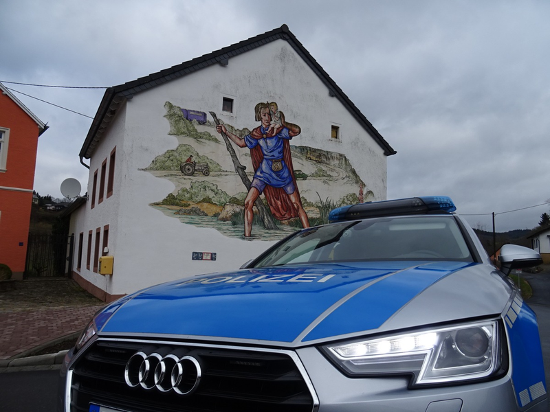 POL-PDWIL: Buntes Treiben - Foto: presseportal.de