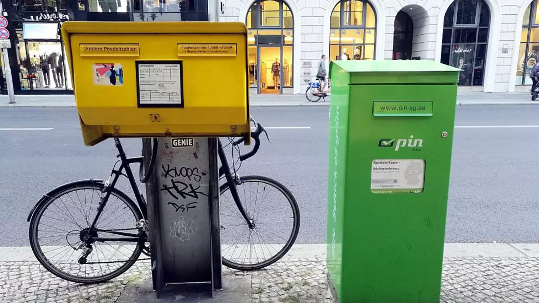 Briefkästen von Deutsche Post und Pin Mail AG (Archiv) - Bild: über dts Nachrichtenagentur
