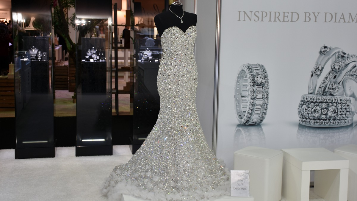 Trends 2024 bei Spielen, Schmuck und Uhren - Foto: presseportal.de