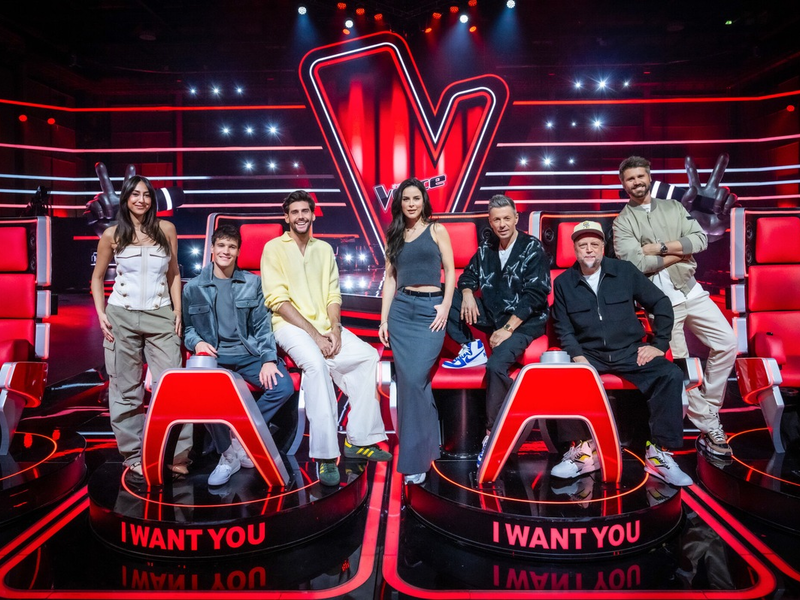 Melissa Khalaj Wincent Weiss Alvaro Soler Lena Meyer-Landrut Michi Beck Smudo Thore Schölermann The Voice Kids - Foto: Seven.One/Claudius Pflug, presseportal.de