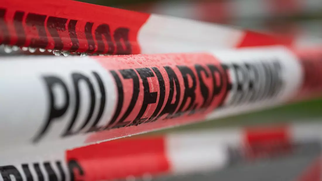 Die steigende Zahl von Gewalt- und Eigentumsdelikten muss aus Sicht der Gewerkschaft der Polizei (GdP) Konsequenzen haben. - Bild: Sebastian Kahnert/dpa