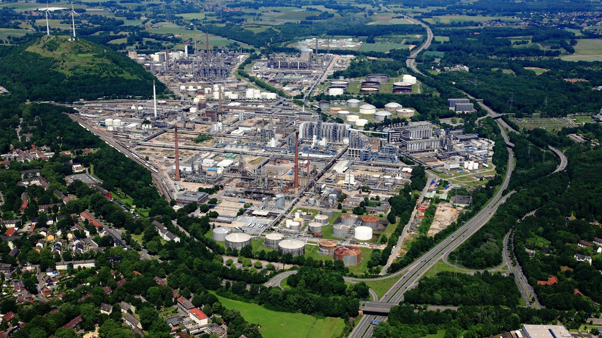 Großauftrag im KRITIS-Bereich / Stölting Service Group erhält Zuschlag für Sicherheitsaufgaben - Foto: presseportal.de