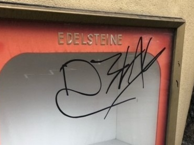 POL-PDTR: Graffiti-Sprayer treibt sein Unwesen - Foto: presseportal.de