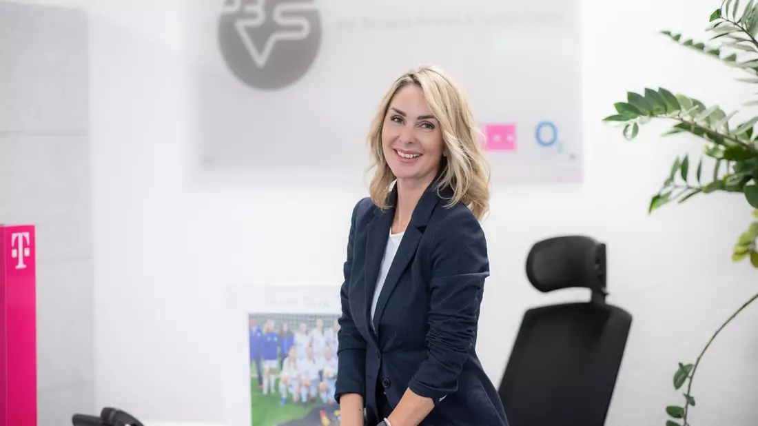 Tatjana Kljueva: Mit der BVS GmbH zu maßgeschneiderten Mobilfunkverträgen und langfristiger Beratung - Bild: presseportal.de