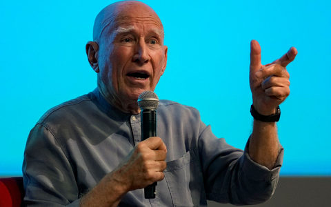 Mit seinen Bildern dokumentiert Sebastião Salgado Krieg, Vertreibung und Hungerkatastrophen. Aber nicht nur... - Foto: Andre Penner/AP/dpa