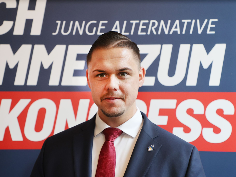 FDP-Politikerin Strack-Zimmermann sieht es mit Sorge, dass der JA-Vorsitzende Hannes Gnauck weiterhin für die AfD im Verteidigungsausschuss des Bundestages sitzt. - Foto: Bodo Schackow/dpa