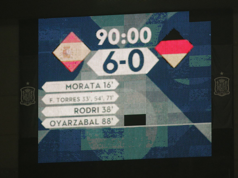 Im November 2020 verlor die DFB-Elf in der Nations League mit 0:6 gegen Spanien. - Foto: Daniel Gonzales Acuna/dpa