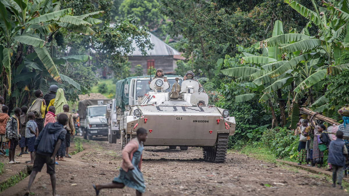 Der Abzug der UN-Blauhelme soll bis Jahresende beendet sein. - Foto: Moses Sawasawa/AP/dpa