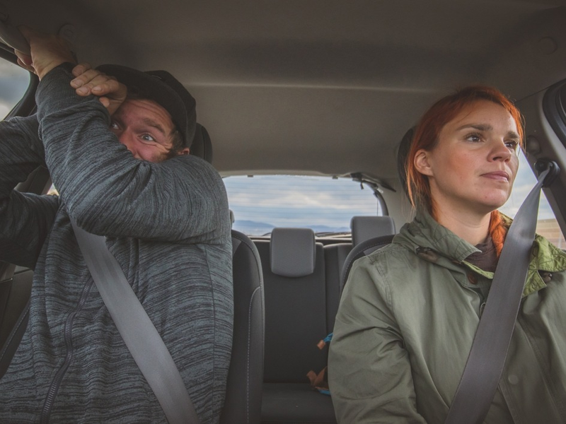 Fluch und Segen zugleich: Lebenspartner als Beifahrer / Mehr als jeder Dritte hält den Partner für den schlimmsten Beifahrer - Foto: presseportal.de