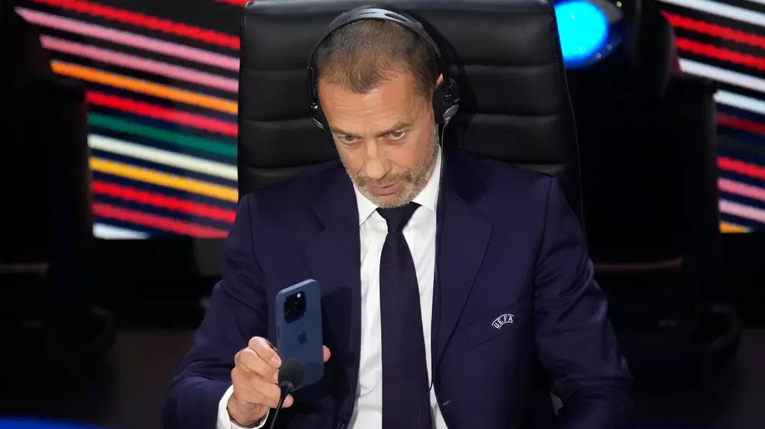 Möchte 2027 als UEFA-Boss aufhören: Aleksander Ceferin. - Bild: Christophe Ena/AP