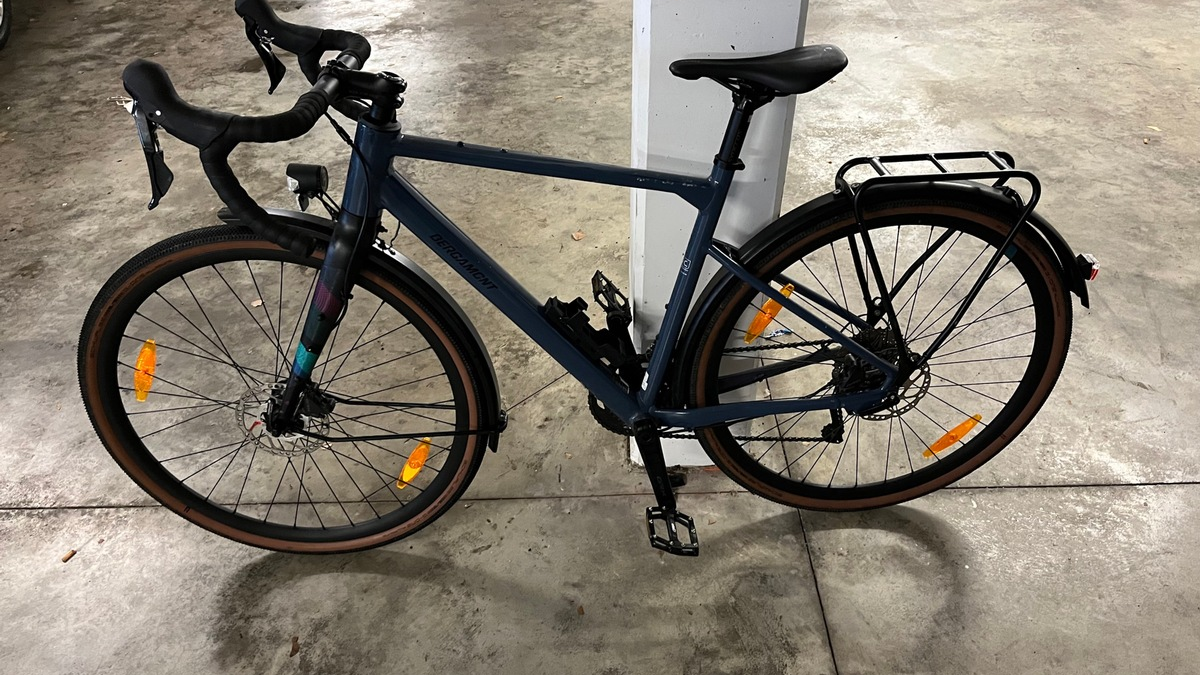 POL-GÖ: (59/2024) Durchsuchungen in Göttinger Gebäudekomplex - Polizei stellt drei hochwertige Räder in leerstehenden Apartments sicher, Eigentümer gesucht! - Foto: presseportal.de