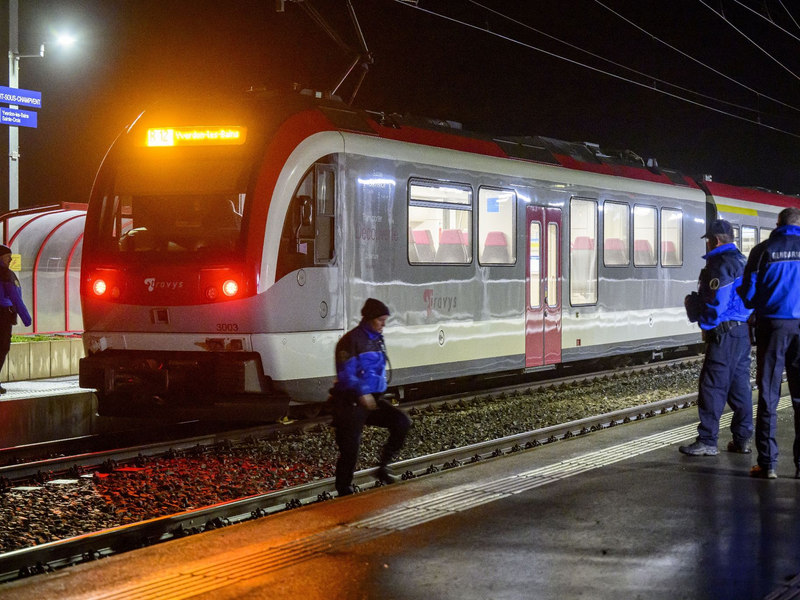 Nach Angaben der Polizei konnten alle Geiseln befreit werden und waren wohlauf. - Foto: Laurent Gillieron/KEYSTONE/dpa