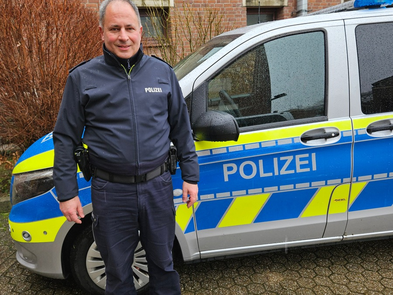 POL-DN: Eine waschechte Muttkrat für Jülich: Polizeihauptkommissar ist neuer Bezirksdienstbeamter für den Jülicher Bezirk 4 - Foto: presseportal.de