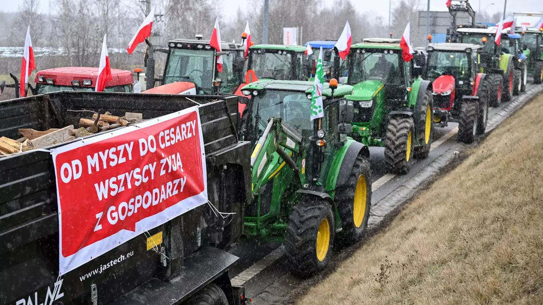 Polnische Landwirte haben landesweit gegen den Europäischen Green Deal und den Zustrom von Waren aus der Ukraine protestiert. - Bild: Przemyslaw Piatkowski/PAP/dpa