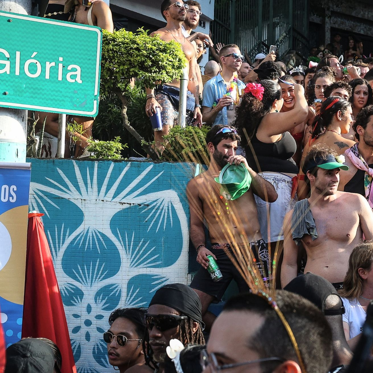 Feiernde aus der ganzen Welt zieht es zum Karneval in Rio. - Foto: Aline Massuca/dpa