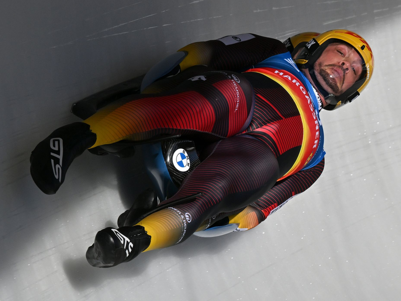 Sind in Oberhof auf das Podest gefahren: Tobias Wendl und Tobias Arlt. - Foto: Martin Schutt/dpa