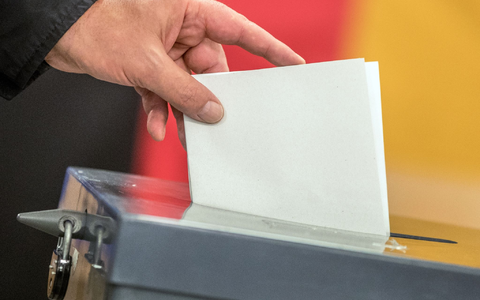 Zur Stimmabgabe aufgerufen sind 549.549 Berlinerinnen und Berliner statt zuletzt 2,47 Millionen. - Foto: Michael Kappeler/dpa