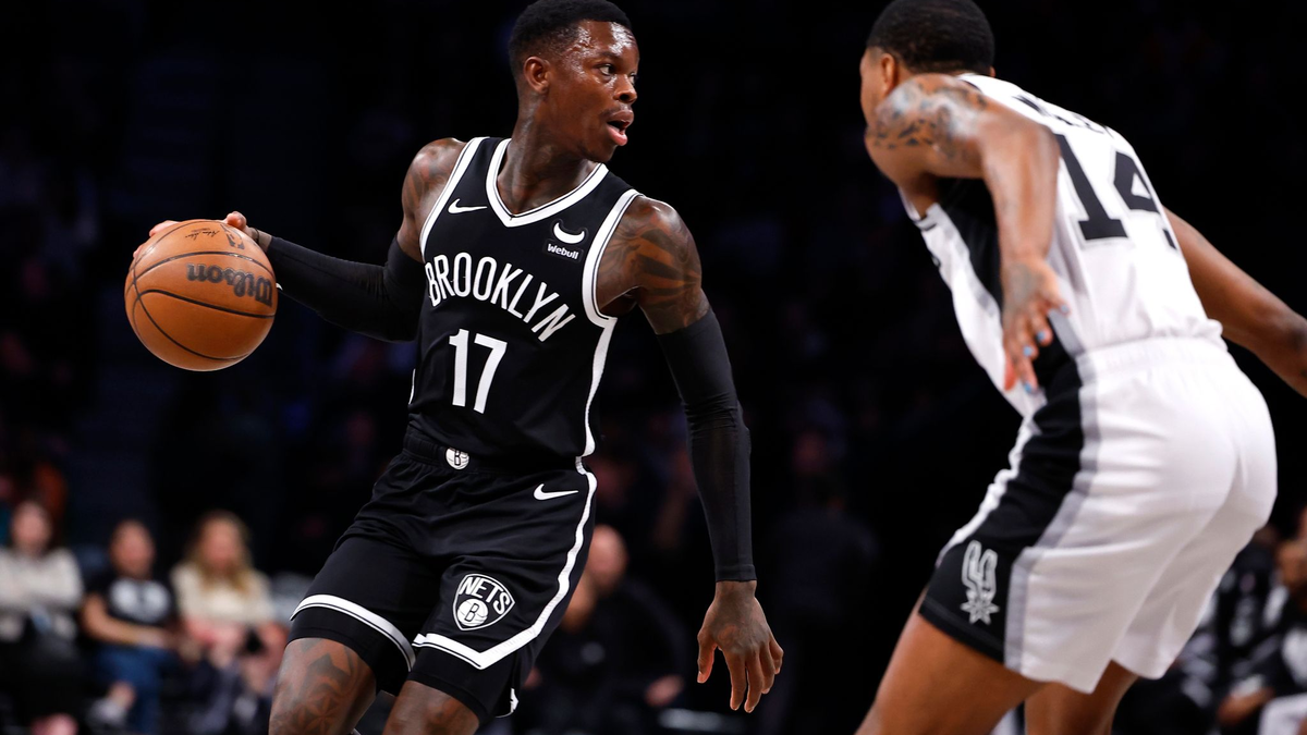 Dennis Schröder (17) kam bei seinem Debüt für die Brooklyn Nets auf 15 Punkte und 12 Assists. - Foto: Noah K. Murray/AP/dpa