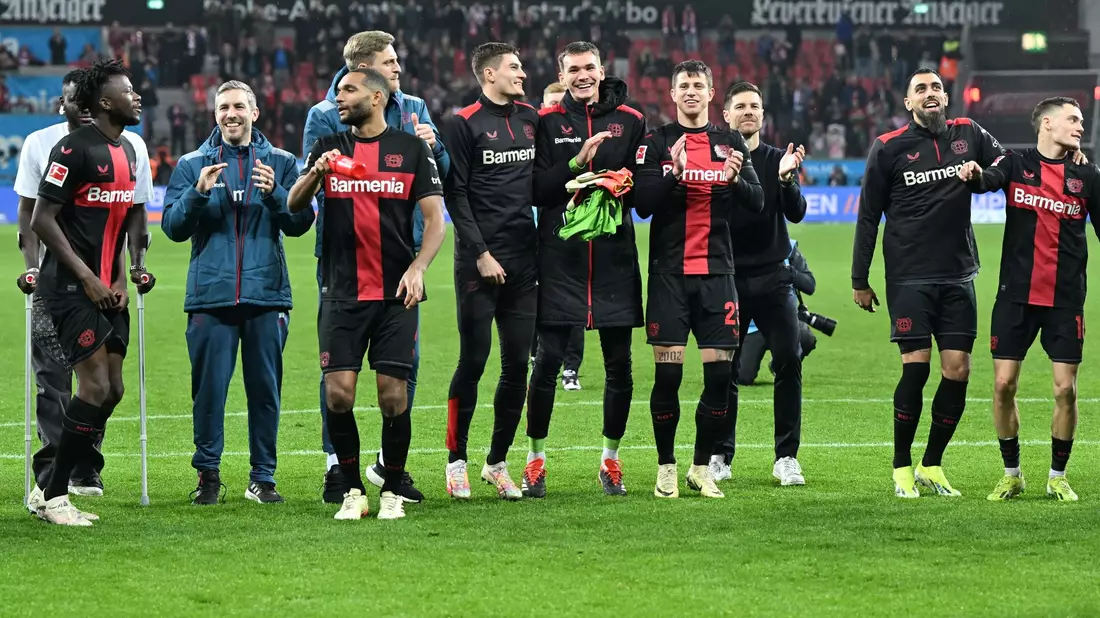 Bayer 04 Leverkusen hat sich im Bundesliga-Topspiel klar mit 3:0 gegen den FC Bayern München durchgesetzt. - Bild: Federico Gambarini/dpa