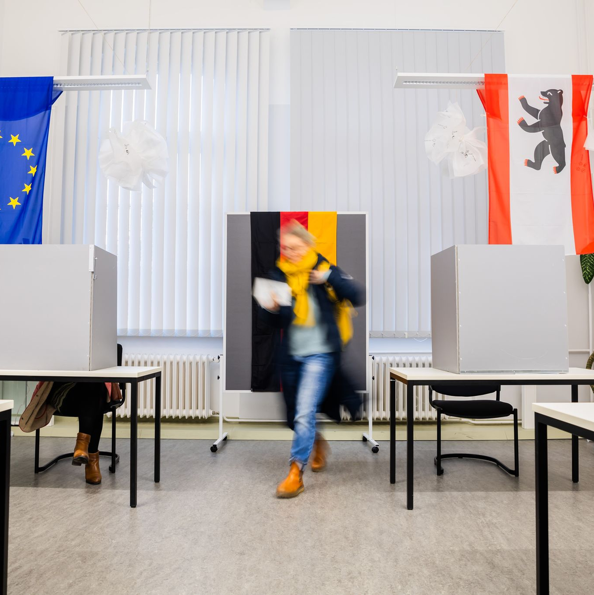 An den Mehrheitsverhältnissen im Bundestag wird der Wahlgang in Berlin nichts ändern. Kleine Verschiebungen sind aber möglich. - Foto: Christoph Soeder/dpa