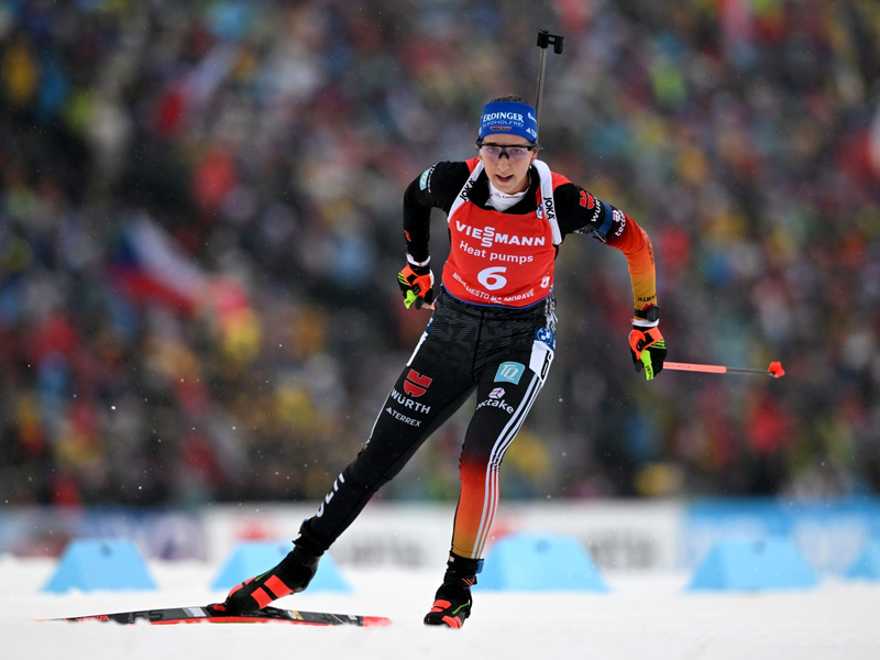 Biathletin Franziska Preuß hat ihren sechsten Platz im Verfolgungsrennen verteidigt. - Foto: Hendrik Schmidt/dpa