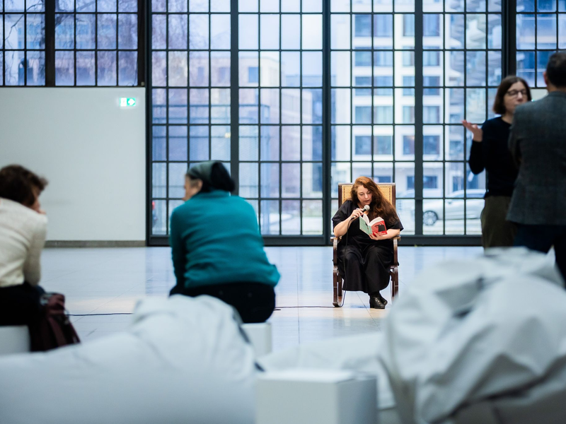 Hannah-Arendt-Lesung im Hamburger Bahnhof in Berlin nach propalästinensischem Protest abgebrochen. - Foto: Christoph Soeder/dpa