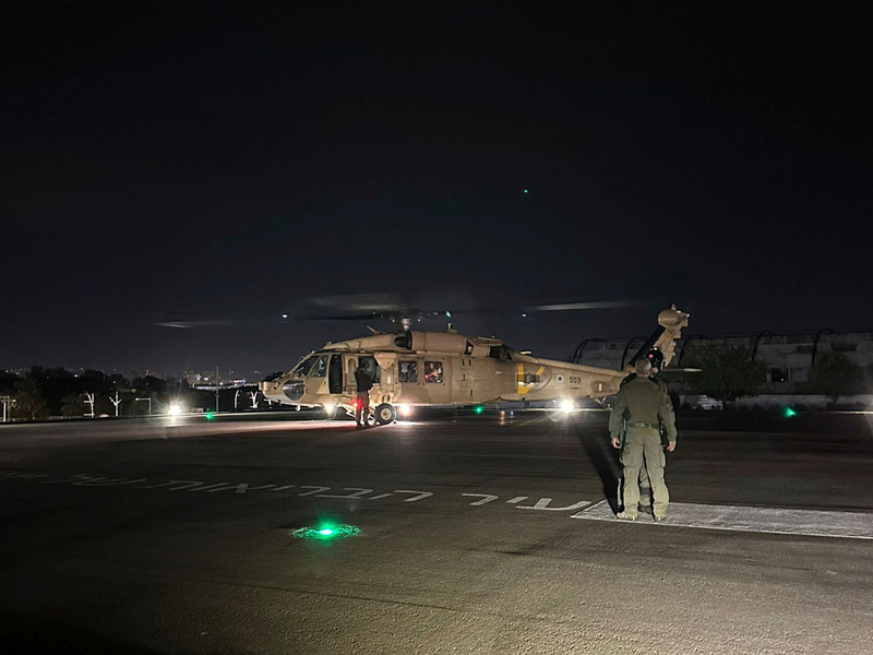Das israelische Militär hat nach eigenen Angaben zwei Geiseln aus der Gefangenschaft im Gazastreifen befreit. - Foto: HO/Israelische Verteidigungsstreitkräfte via AP/dpa