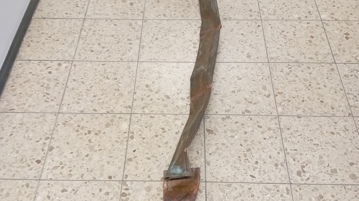 POL-NMS: 240212-1-pdnms Neumünster ; Wo wurde das Kupferrohr gestohlen - Foto: presseportal.de