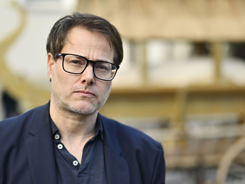 Autor, Regisseur und Theaterchef Milo Rau ist Intendant der Wiener Festwochen. - Foto: Gian Ehrenzeller/KEYSTONE/dpa