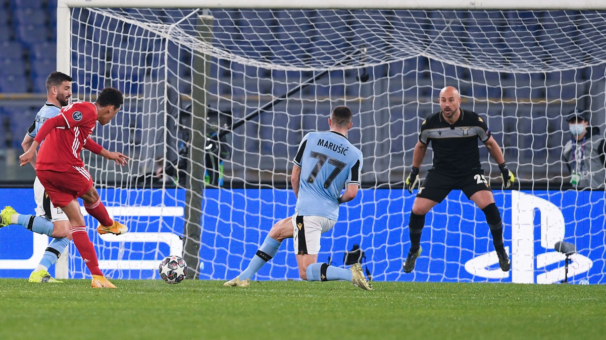 Kehrt an die Stätte seines ersten Champions-League-Tores zurück: Jamal Musiala. - Foto: Giuseppe Maffia/dpa