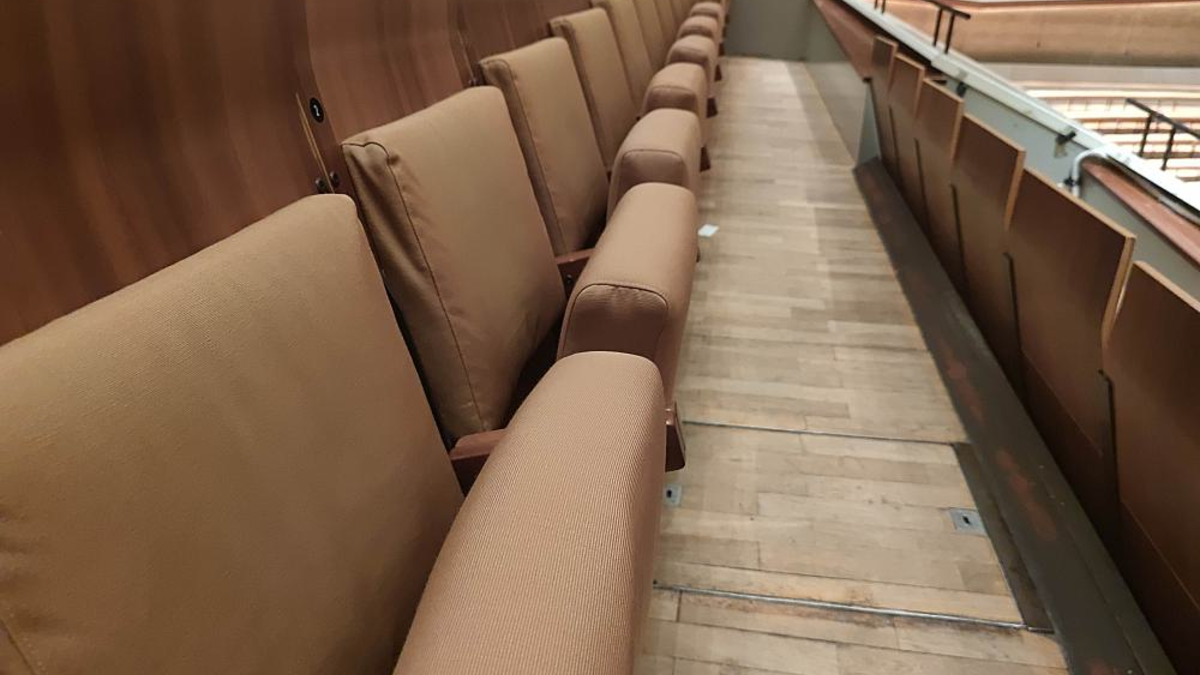 Sitze in einem Zuschauersaal (Archiv) - Foto: über dts Nachrichtenagentur