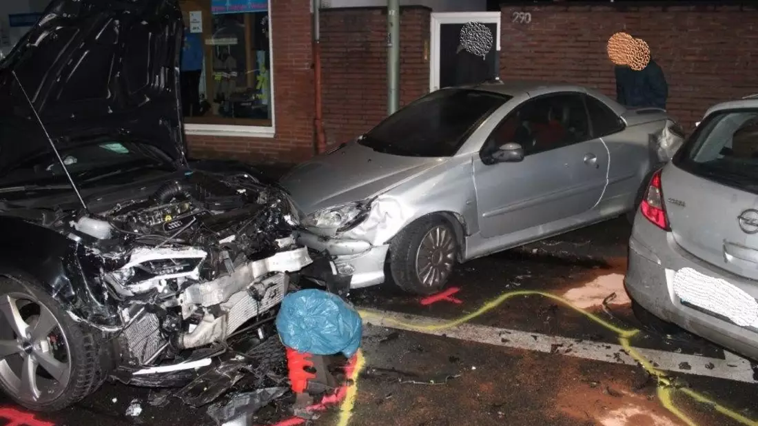 POL-DU: Rheinhausen: Verkehrsunfall beim Wendemanöver - drei Verletzte - Bild: presseportal.de