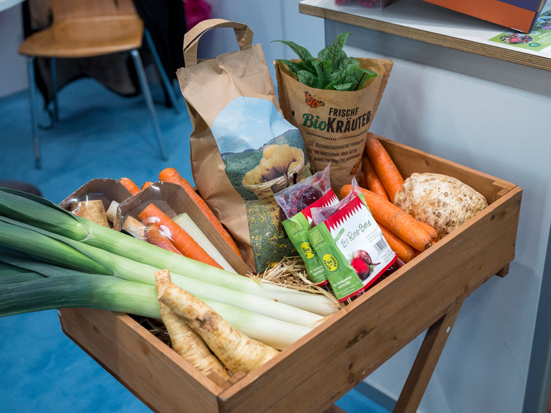 Regionales und saisonales Gemüse aus Franken auf der Naturkostmesse Biofach in Nürnberg. - Foto: Daniel Vogl/dpa
